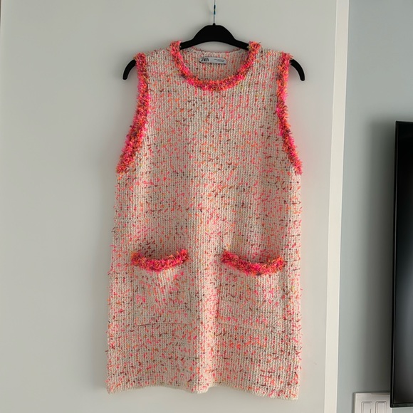 cute Zara Chanel style dress - Picture 1 of 3